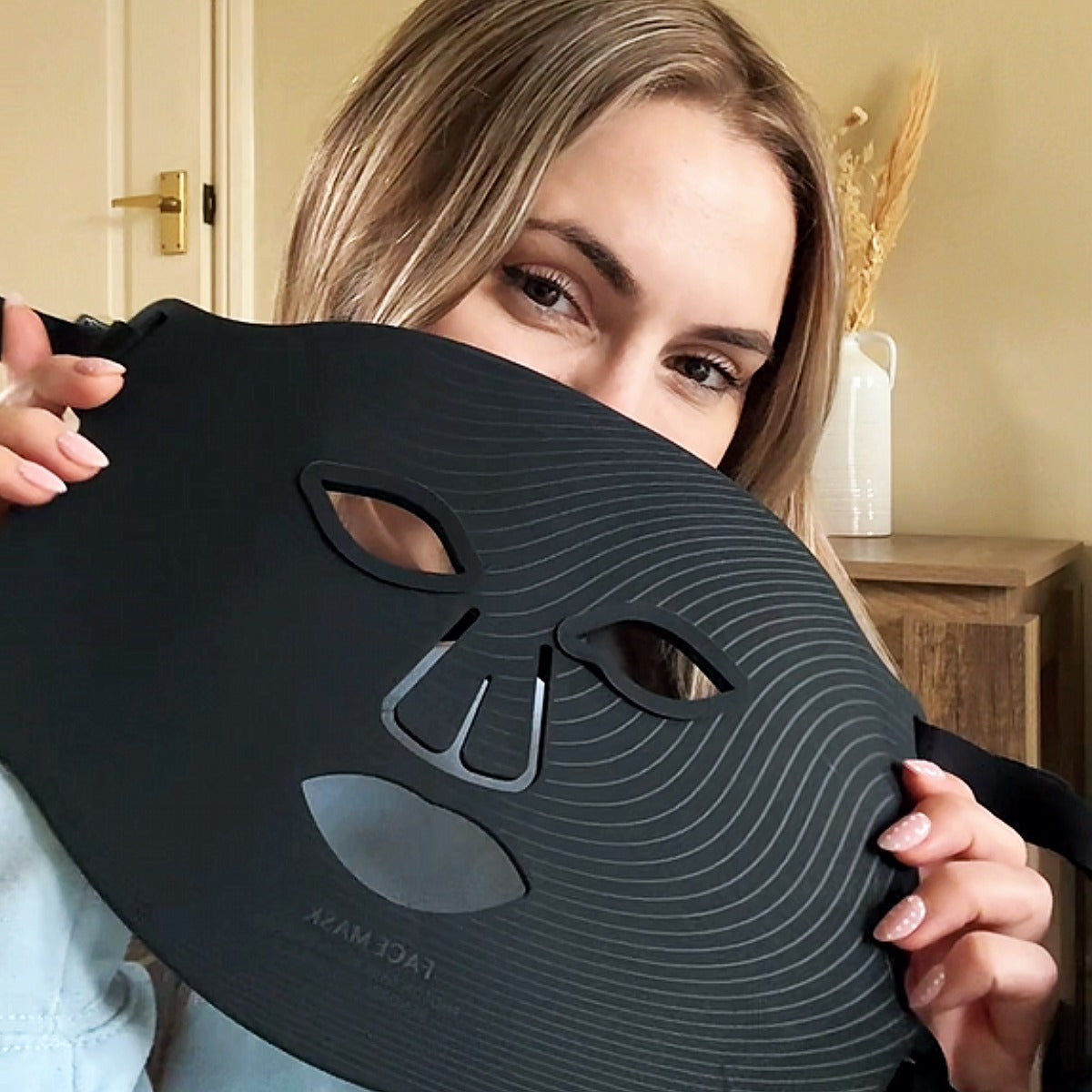 Hetrios LED Light Therapy Face Mask